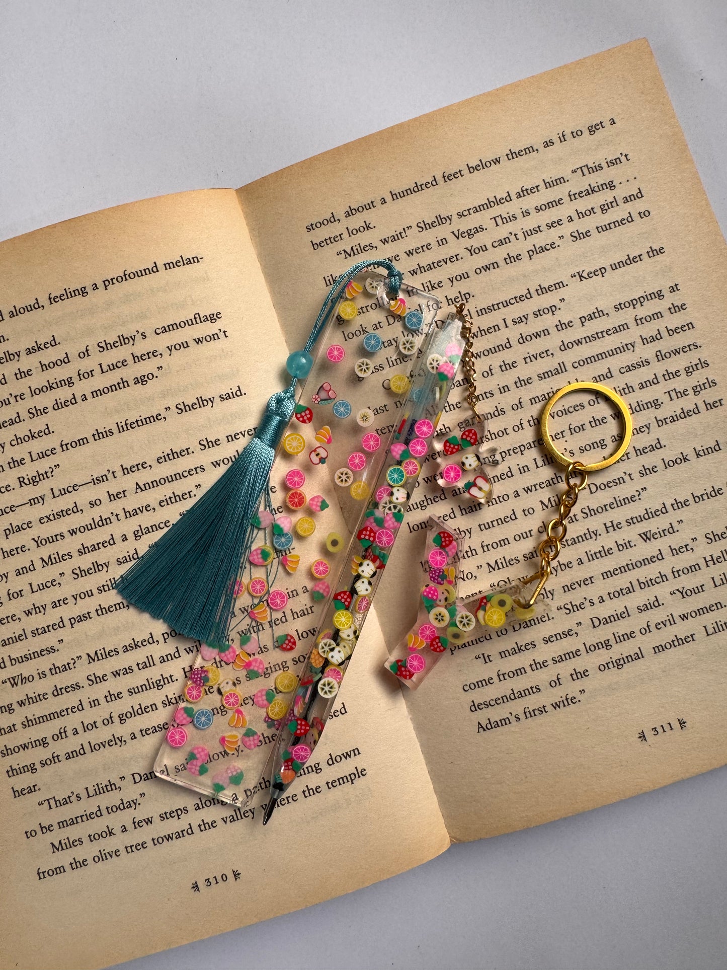 Customised Resin Stationary Set