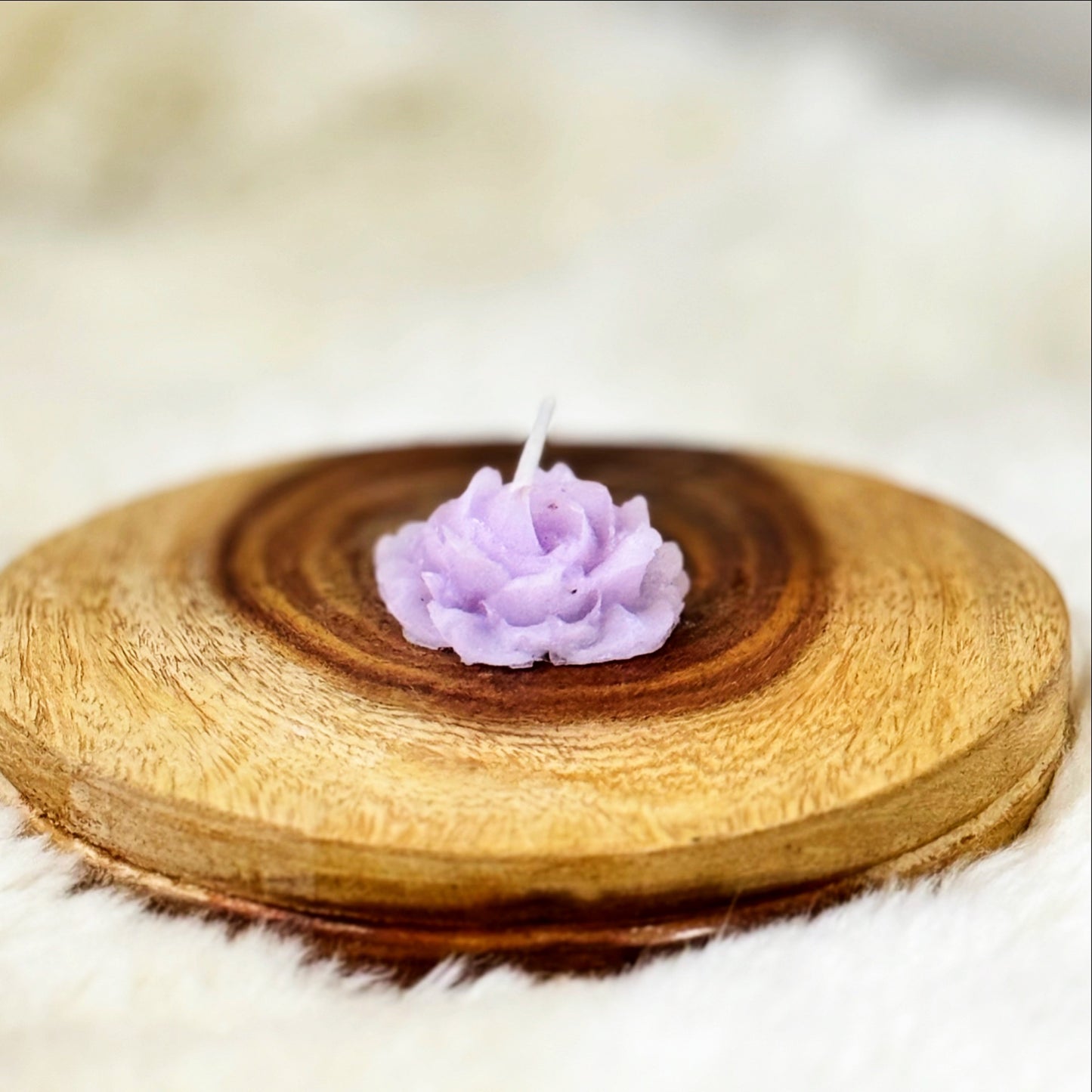 Small Lilac Flower Candle - Scented Candle